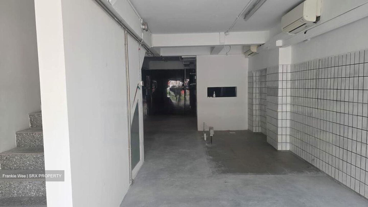 Aliwal Street (D7), Retail #575462781